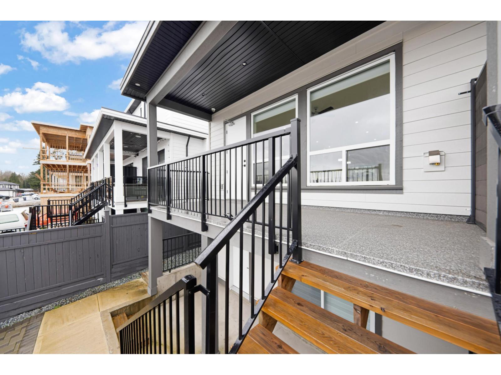 16762 16 AVENUE, Surrey