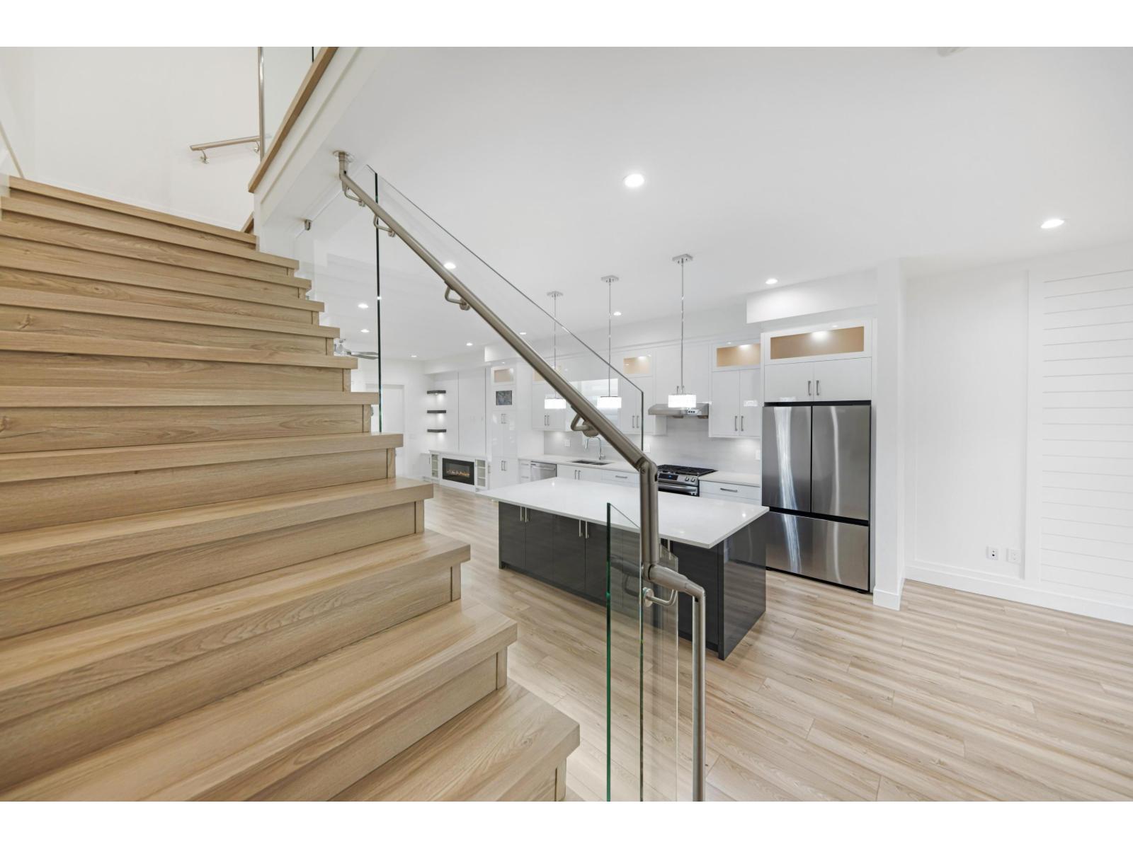 16762 16 AVENUE, Surrey