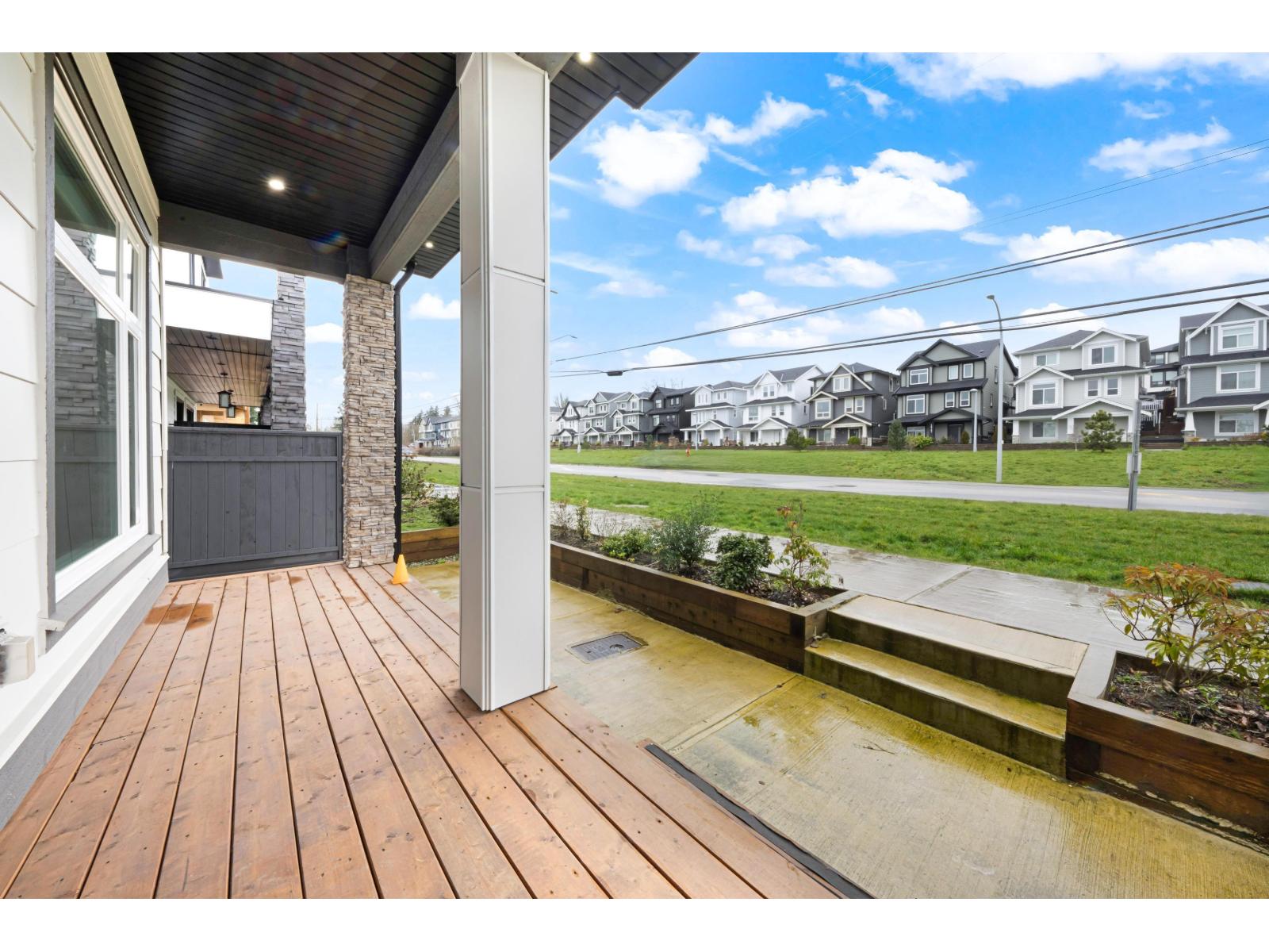 16762 16 AVENUE, Surrey
