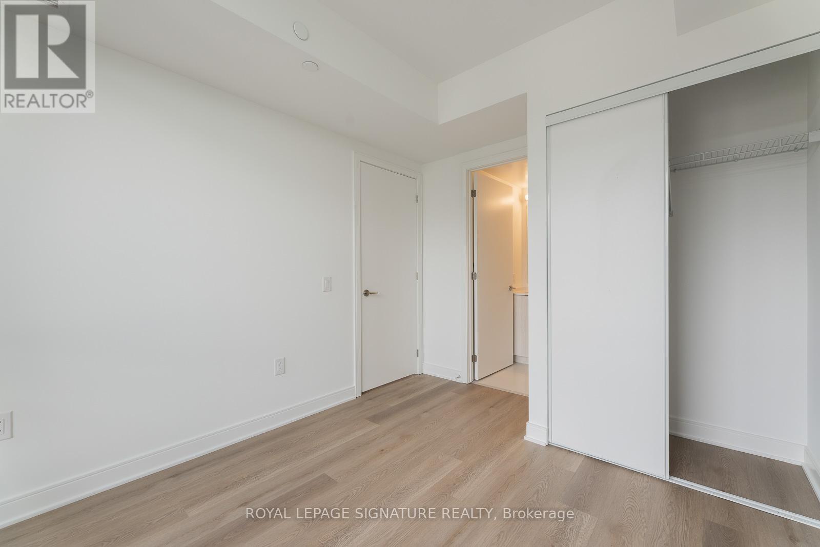 Photo 18 of 807 86 Dundas Street E, Mississauga ON