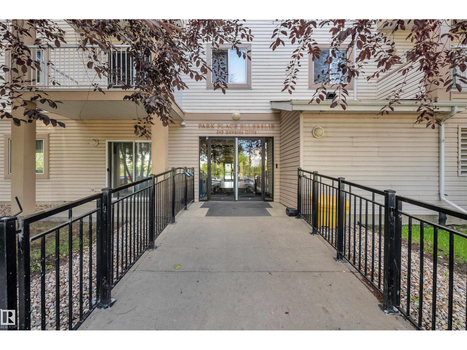 Photo 25 of 122 245 Edwards Dr Sw, Edmonton AB