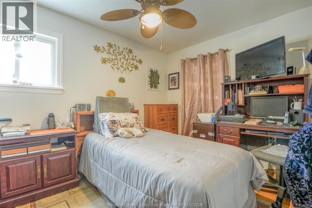 Photo 21 of 1030 Merritt, Windsor ON