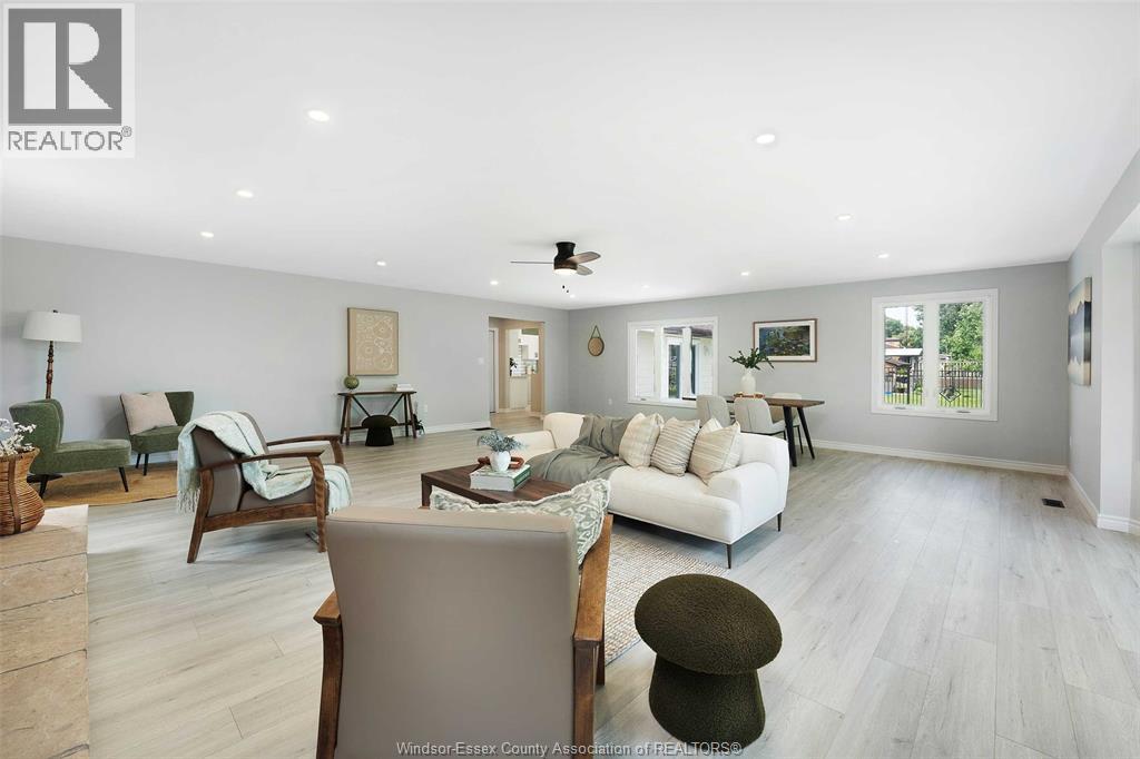 Photo 19 of 1017 Talbot Trail, Wheatley ON