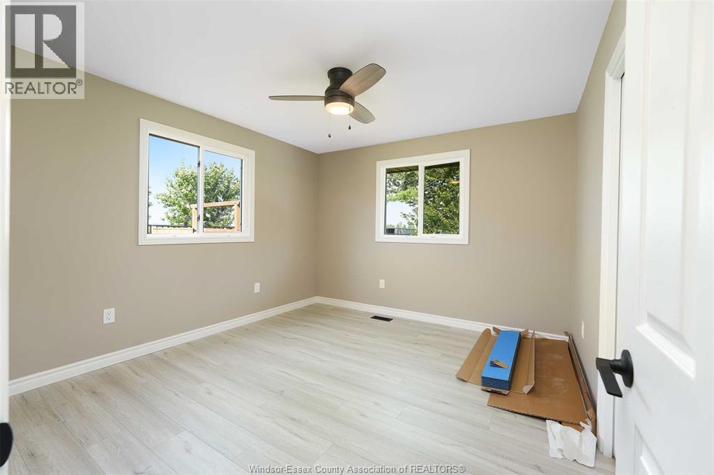 Photo 25 of 1017 Talbot Trail, Wheatley ON