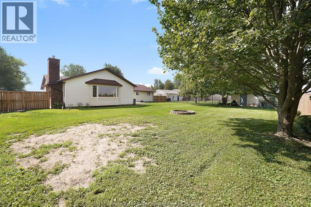Photo 32 of 1017 Talbot Trail, Wheatley ON