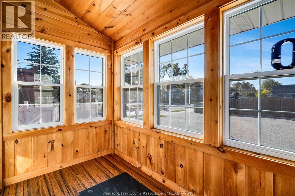 Photo 31 of 20 Division Street South, Kingsville ON