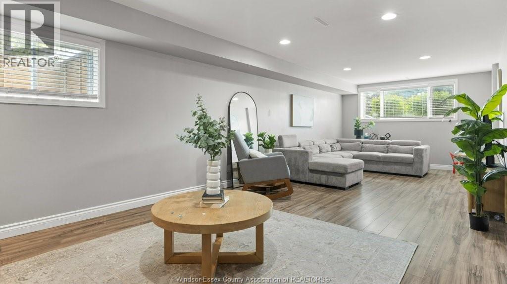 Photo 28 of 2840 Wildberry Crescent, Tecumseh ON