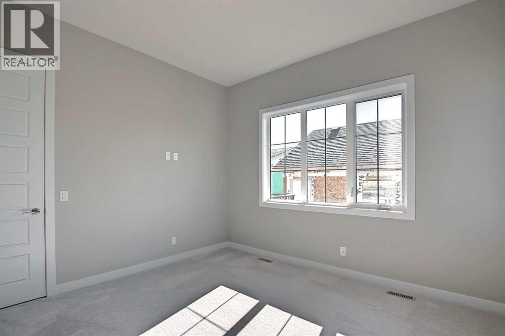 Photo 12 of 200 Waterford Boulevard, Chestermere AB