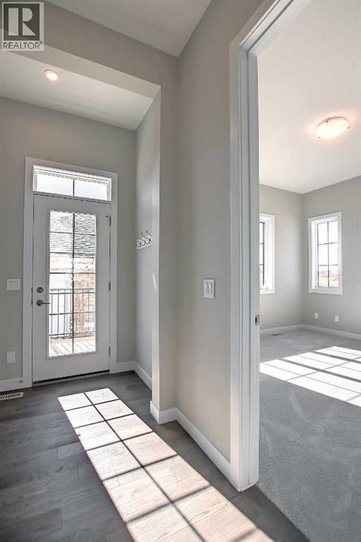 Photo 10 of 200 Waterford Boulevard, Chestermere AB