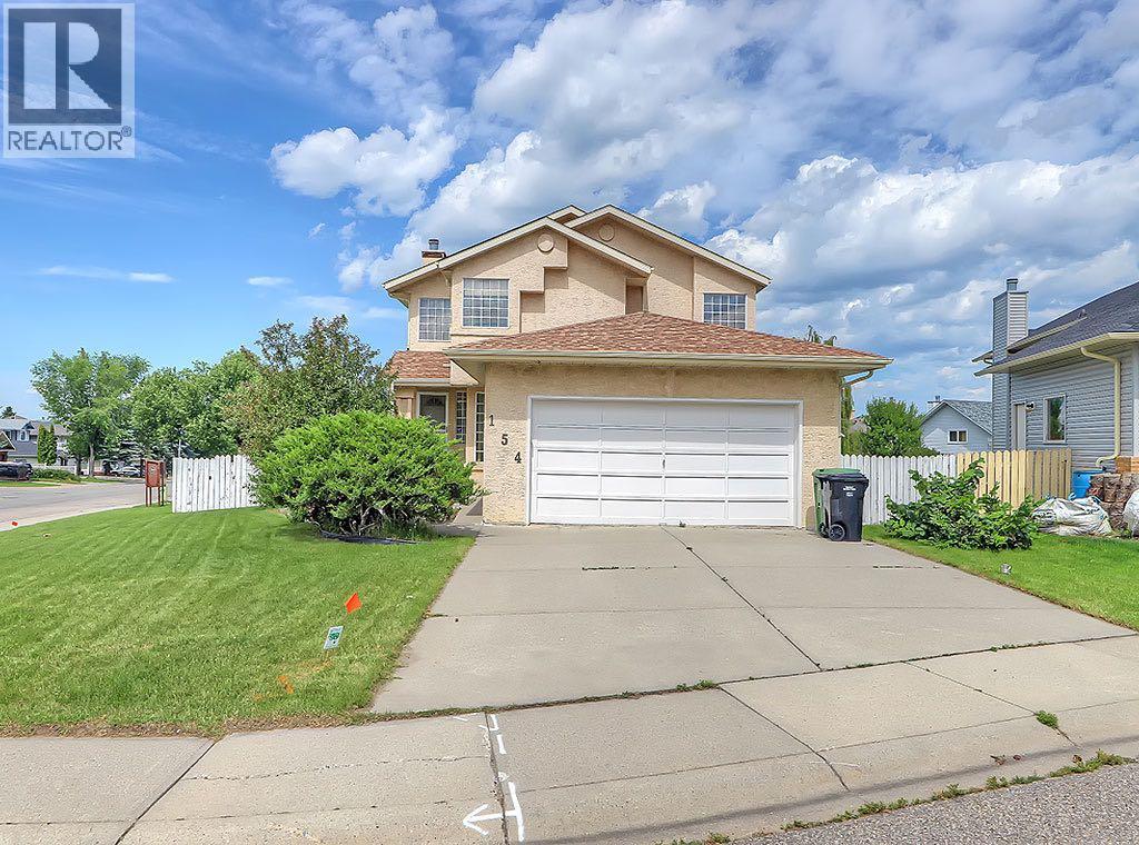 Photo 8 of 154 Sandarac Drive Nw, Calgary AB