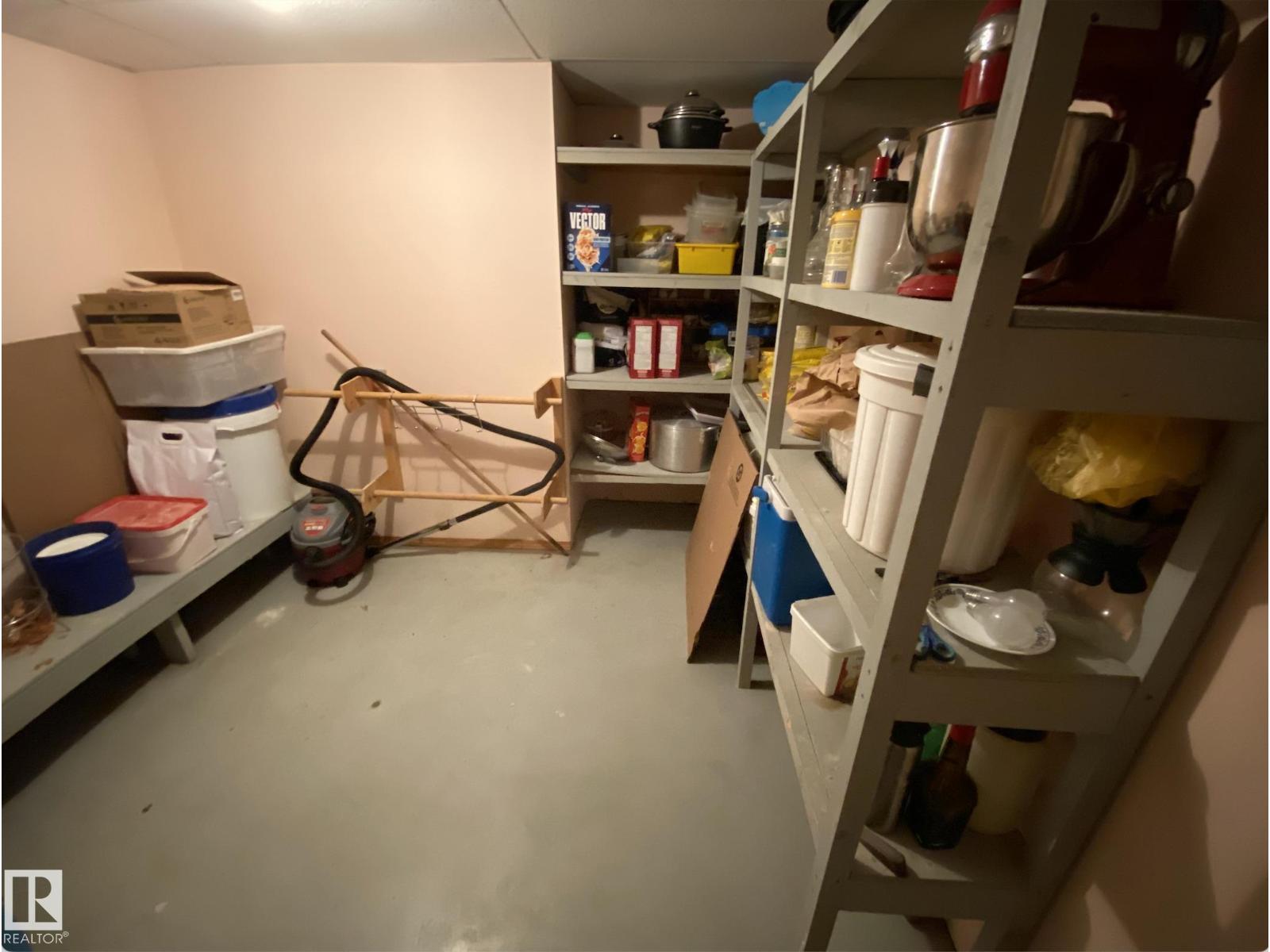 Photo 23 of 6119 156 Av Nw, Edmonton AB