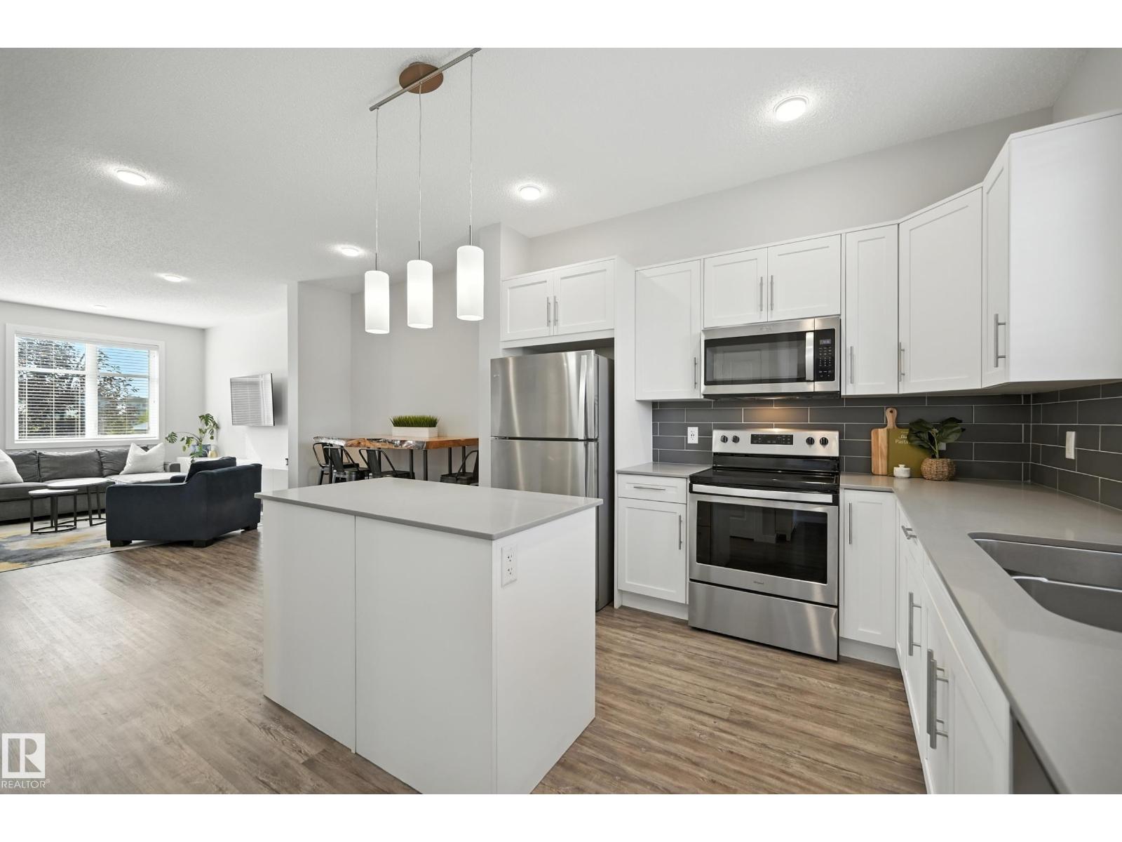 Photo 2 of 2625 202 St Nw, Edmonton AB