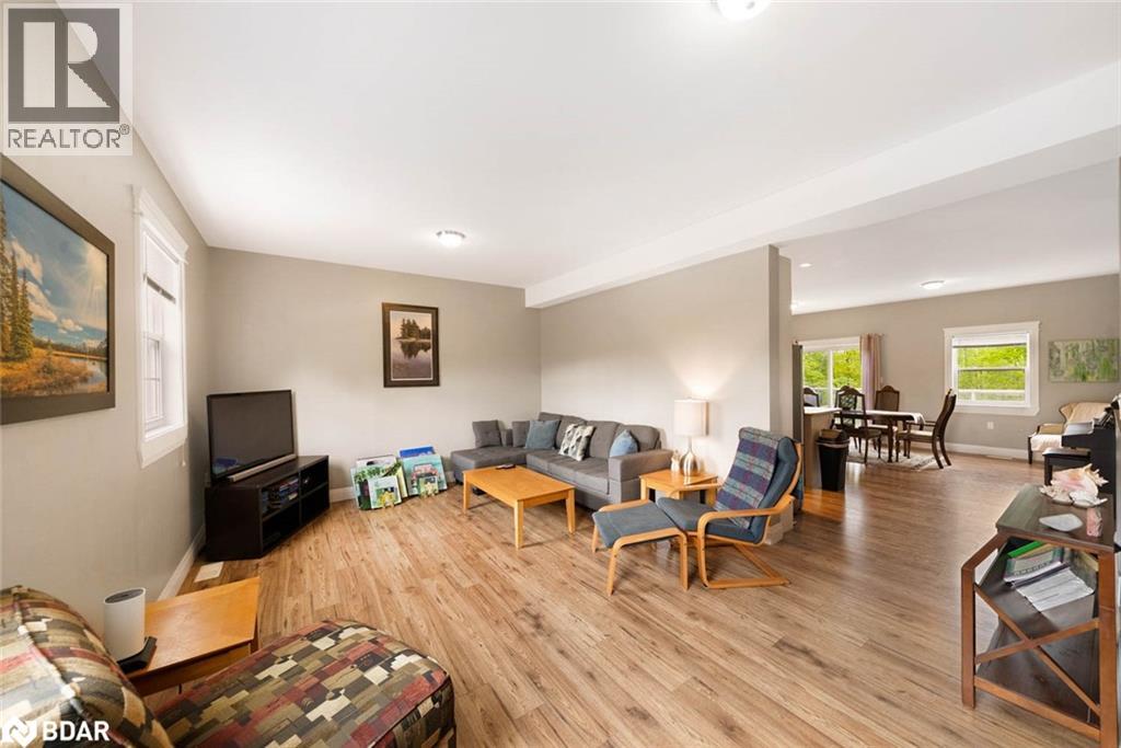 Photo 28 of 2616 Grand Tamarack Crescent, Severn ON