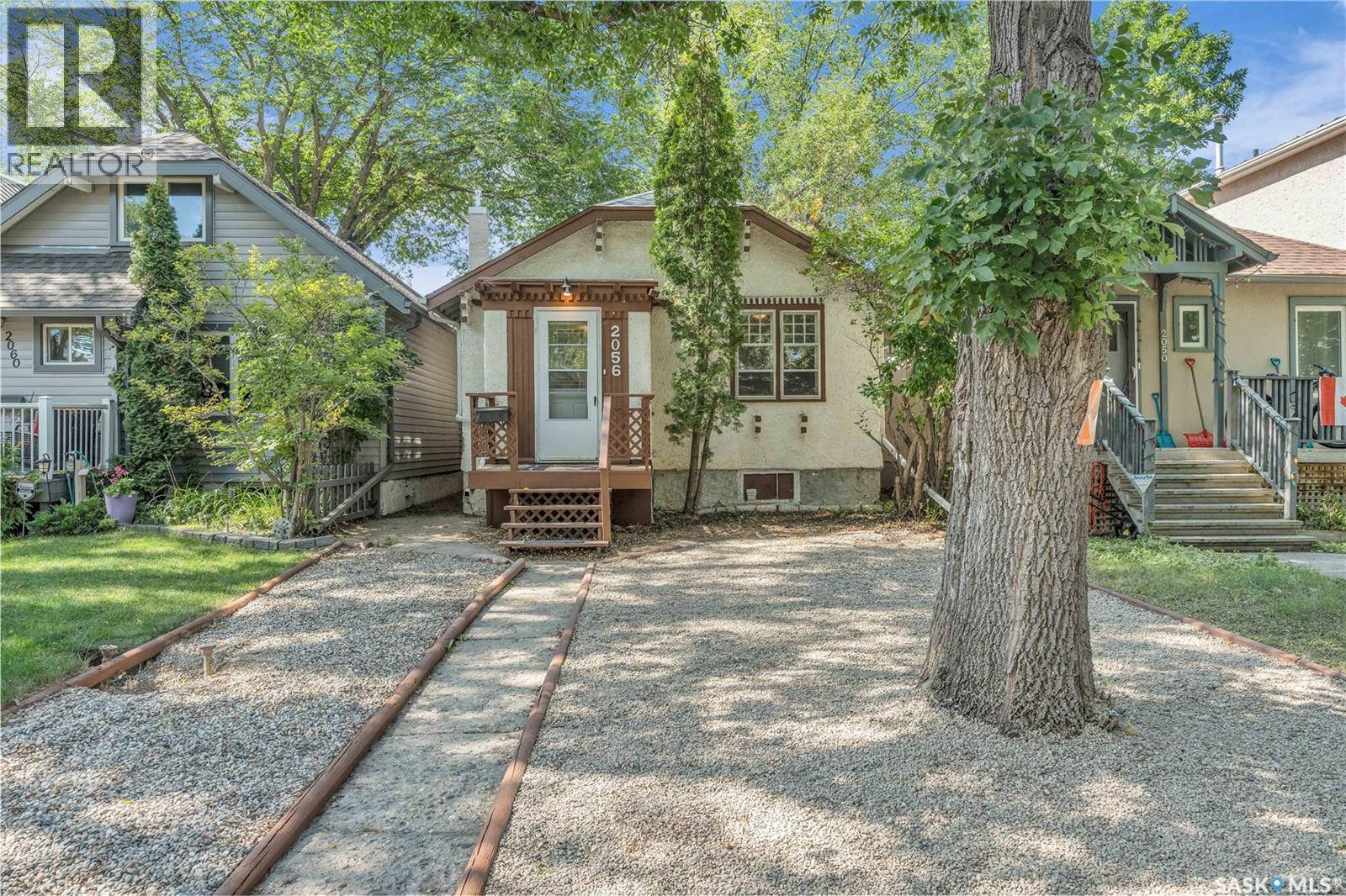 Photo 10 of 2056 Princess Street, Regina SK