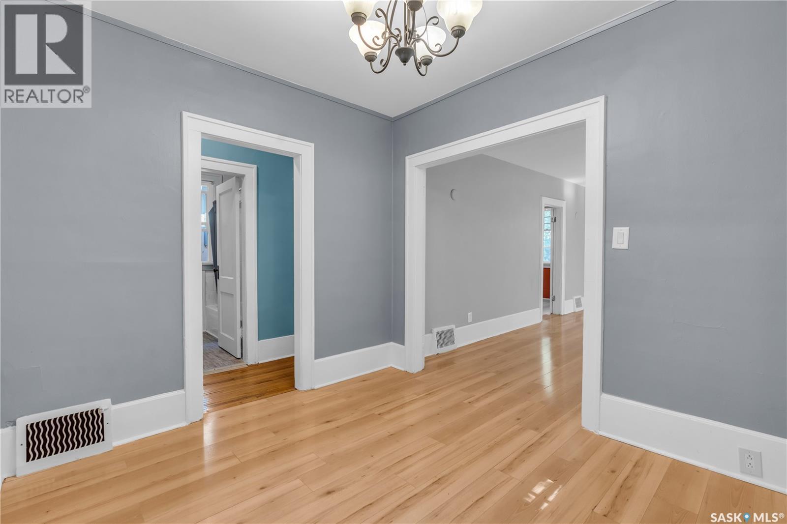 Photo 9 of 2056 Princess Street, Regina SK