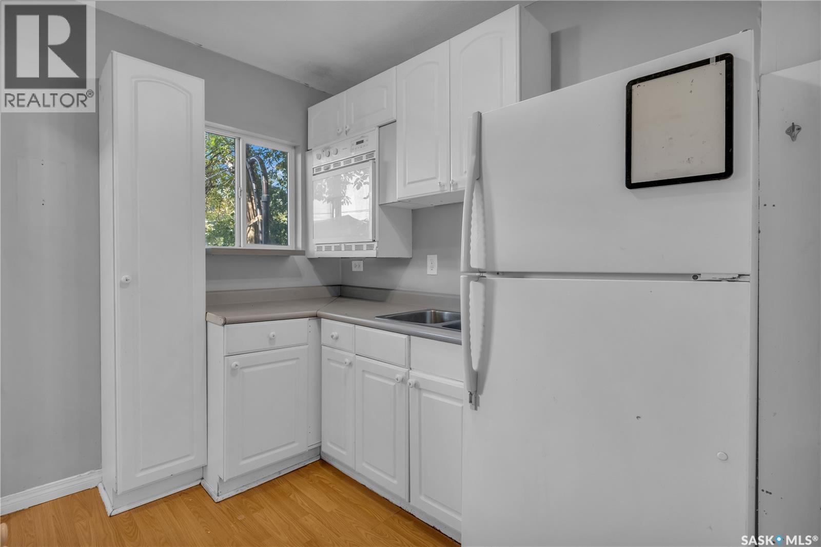 Photo 6 of 2056 Princess Street, Regina SK