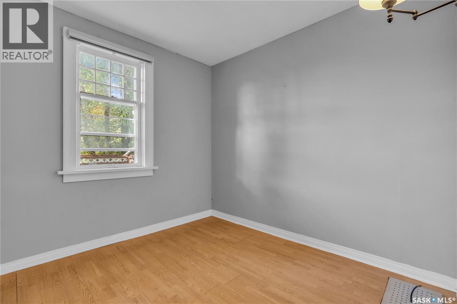 Photo 14 of 2056 Princess Street, Regina SK