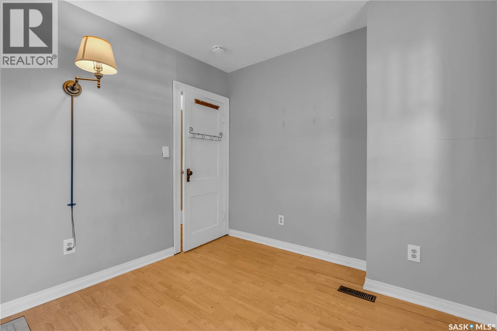 Photo 26 of 2056 Princess Street, Regina SK