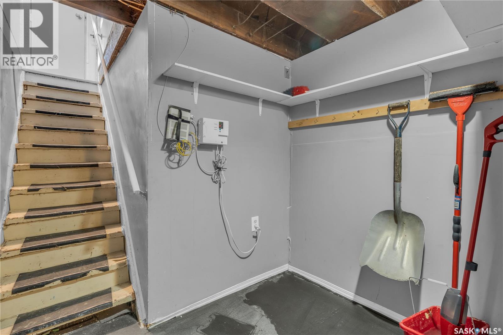 Photo 16 of 2056 Princess Street, Regina SK