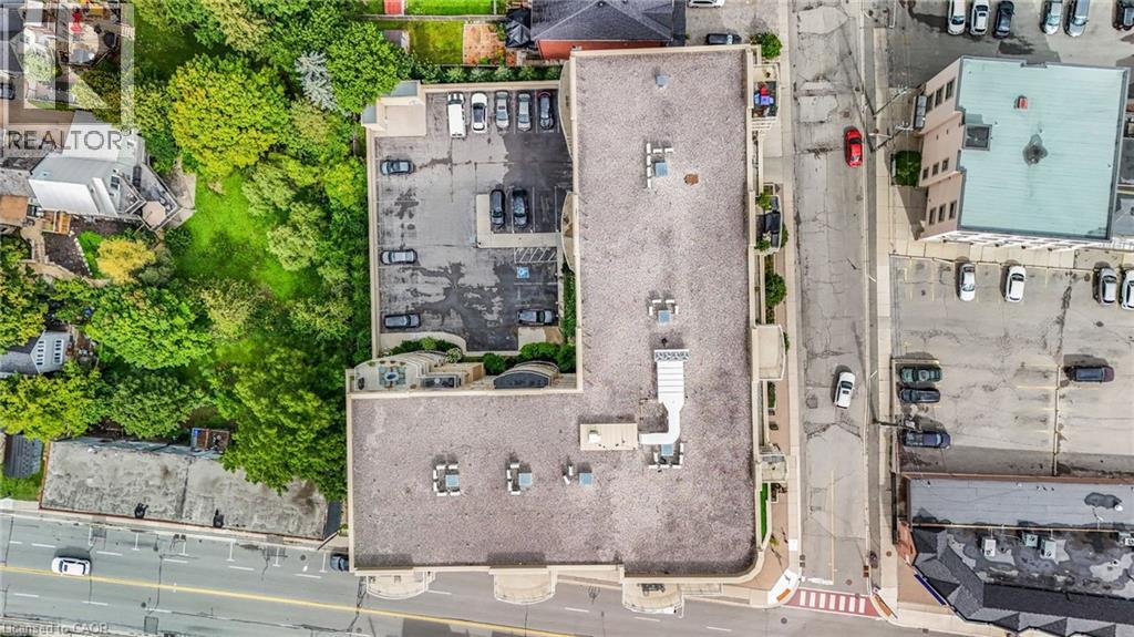 Photo 12 of 15277 Yonge Street Unit 602 A, Aurora ON