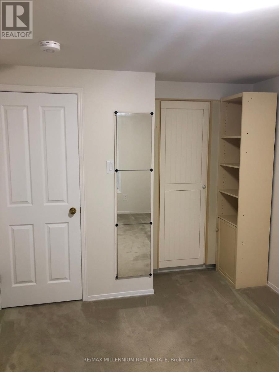 Photo 33 of 4146 Wheelwright Crescent, Mississauga ON