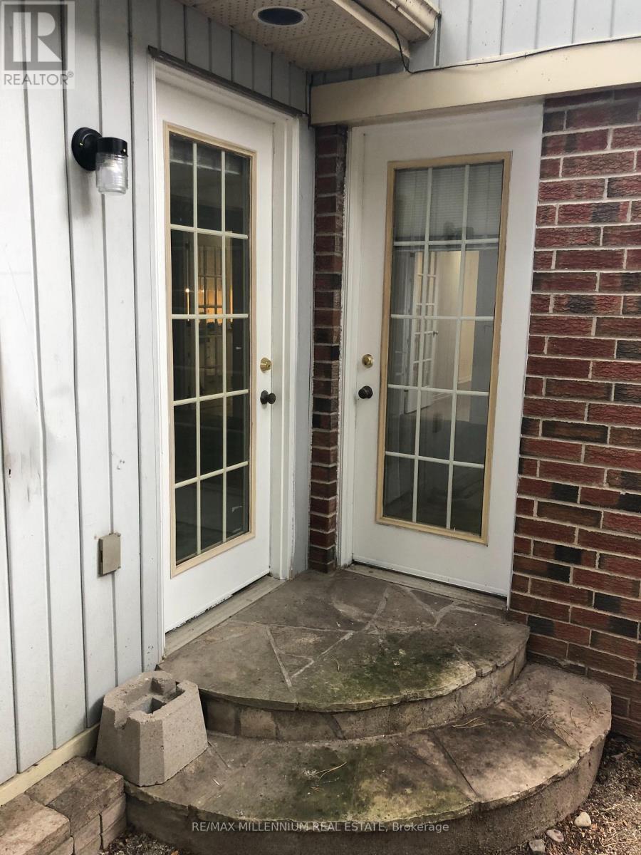 Photo 9 of 4146 Wheelwright Crescent, Mississauga ON