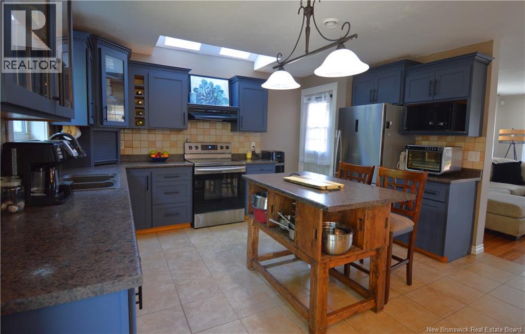 Photo 11 of 287 Manon Street, Dieppe NB