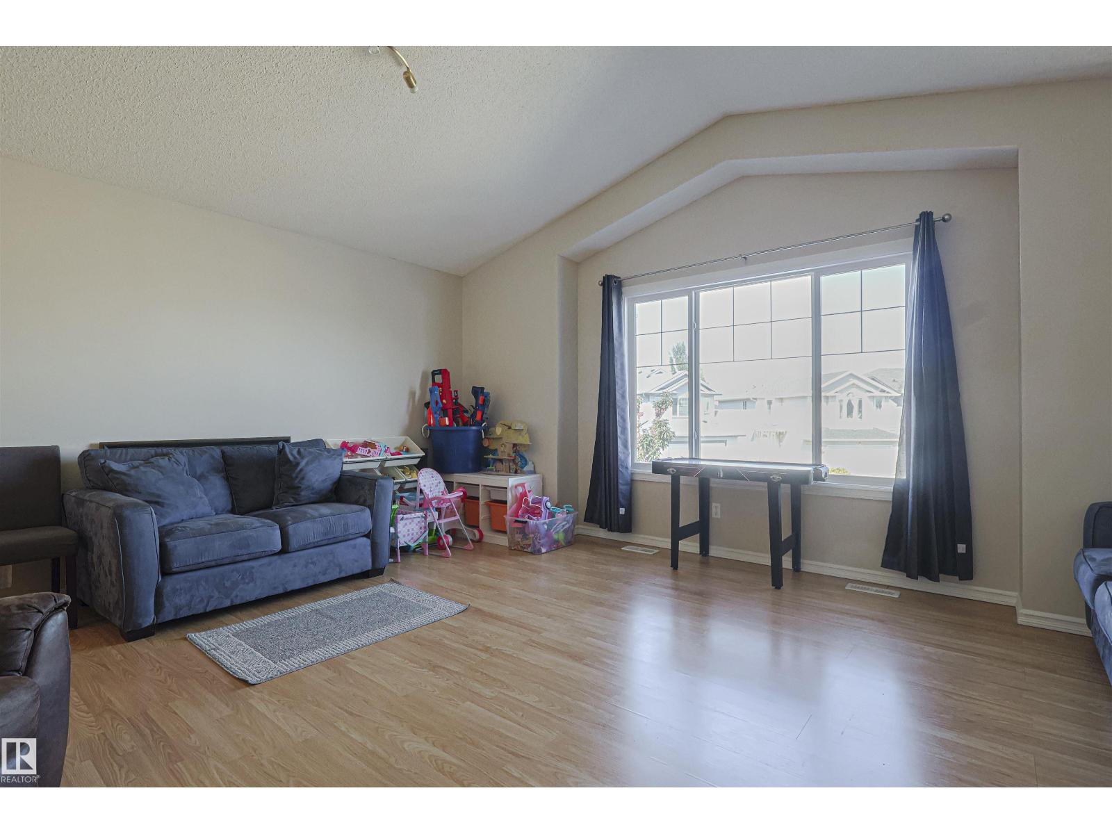 Photo 46 of 3242 23 St Nw, Edmonton AB