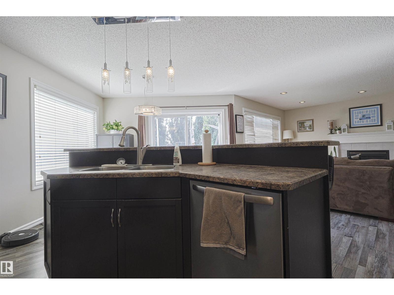 Photo 20 of 3242 23 St Nw, Edmonton AB
