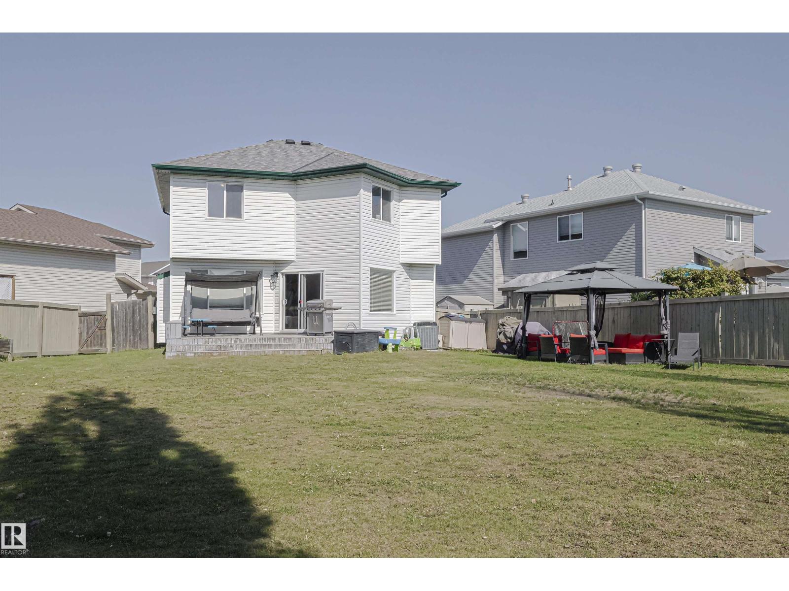 Photo 11 of 3242 23 St Nw, Edmonton AB