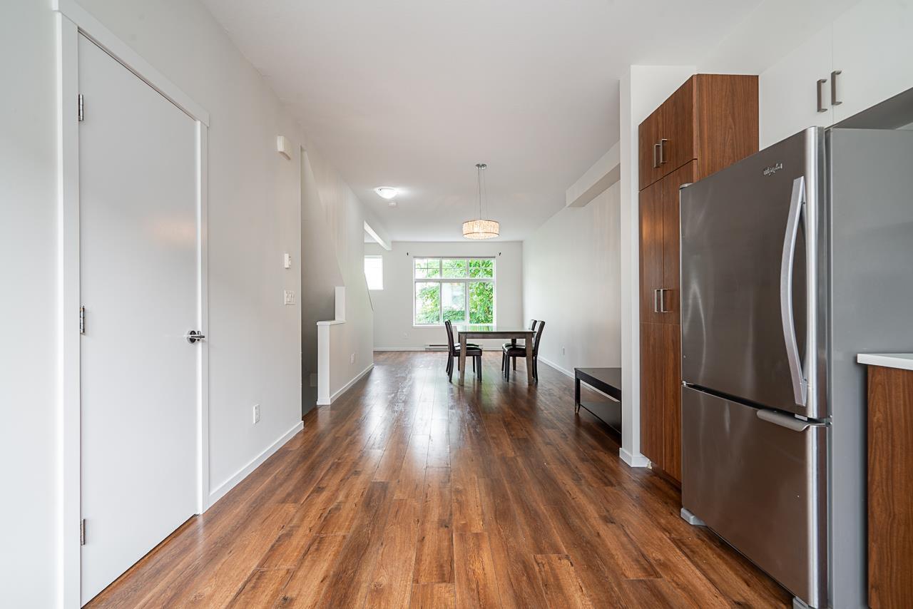 Photo 8 of 29 5858 142 Street, Surrey BC