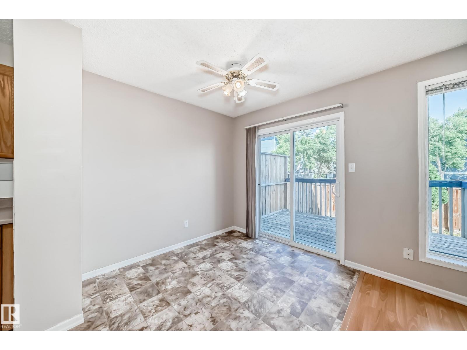 Photo 17 of 25 345 Kirkness Rd Nw, Edmonton AB
