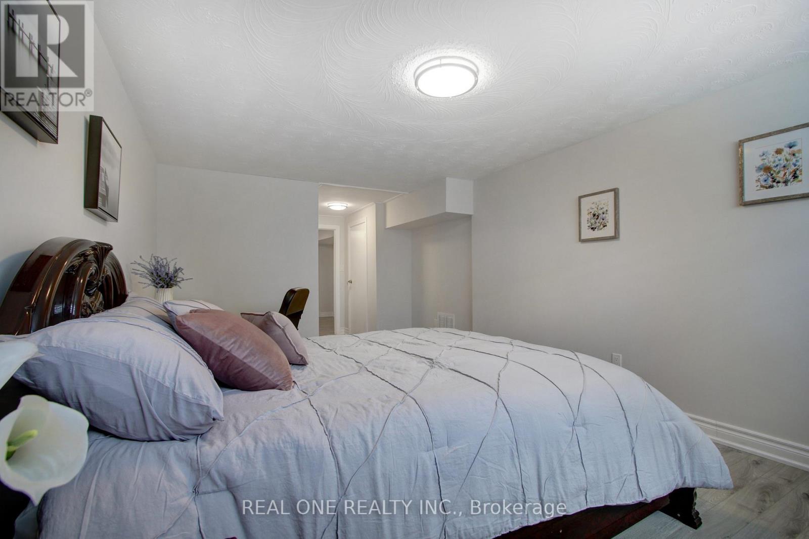 Photo 14 of Basement 136 Waterloo Avenue, Toronto ON