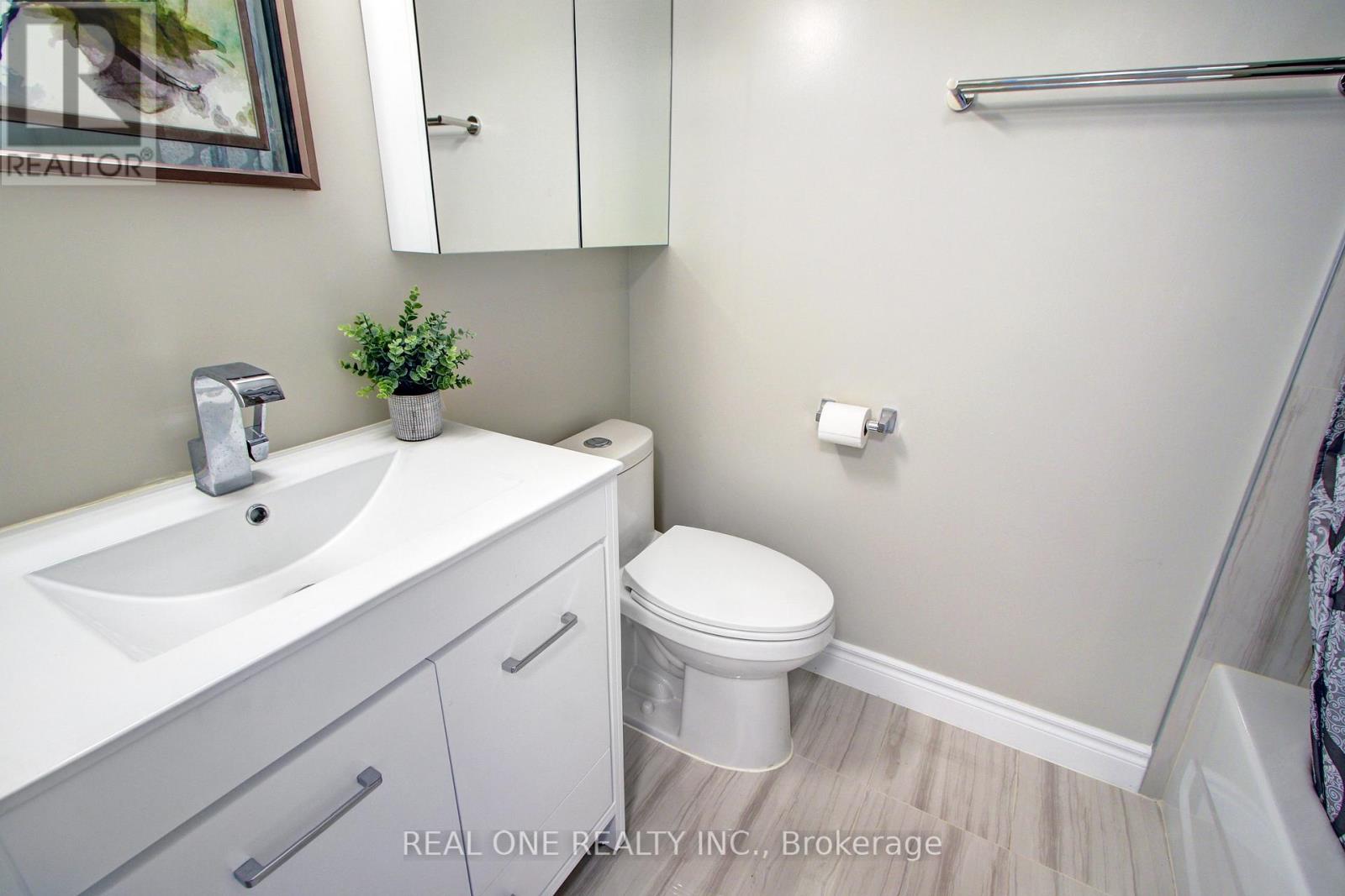 Photo 7 of Basement 136 Waterloo Avenue, Toronto ON
