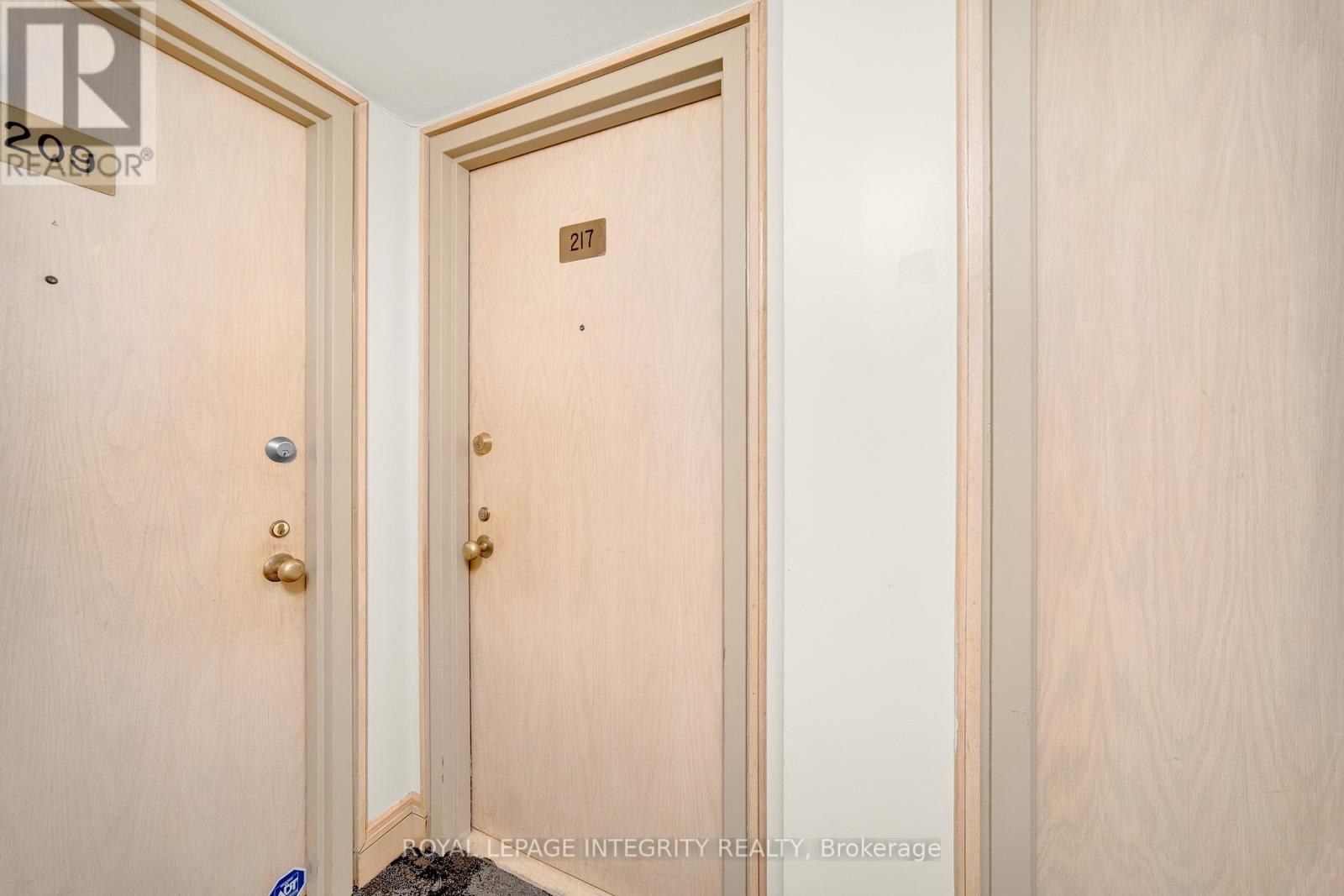 Photo 31 of 217 35 Murray Street, Ottawa ON