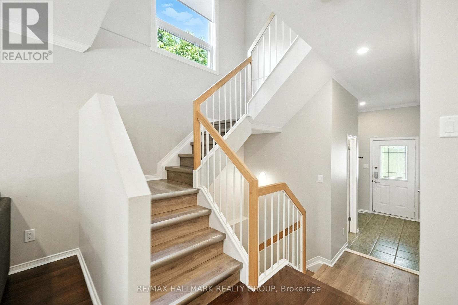 Photo 23 of 6272 Sablewood Place, Ottawa ON