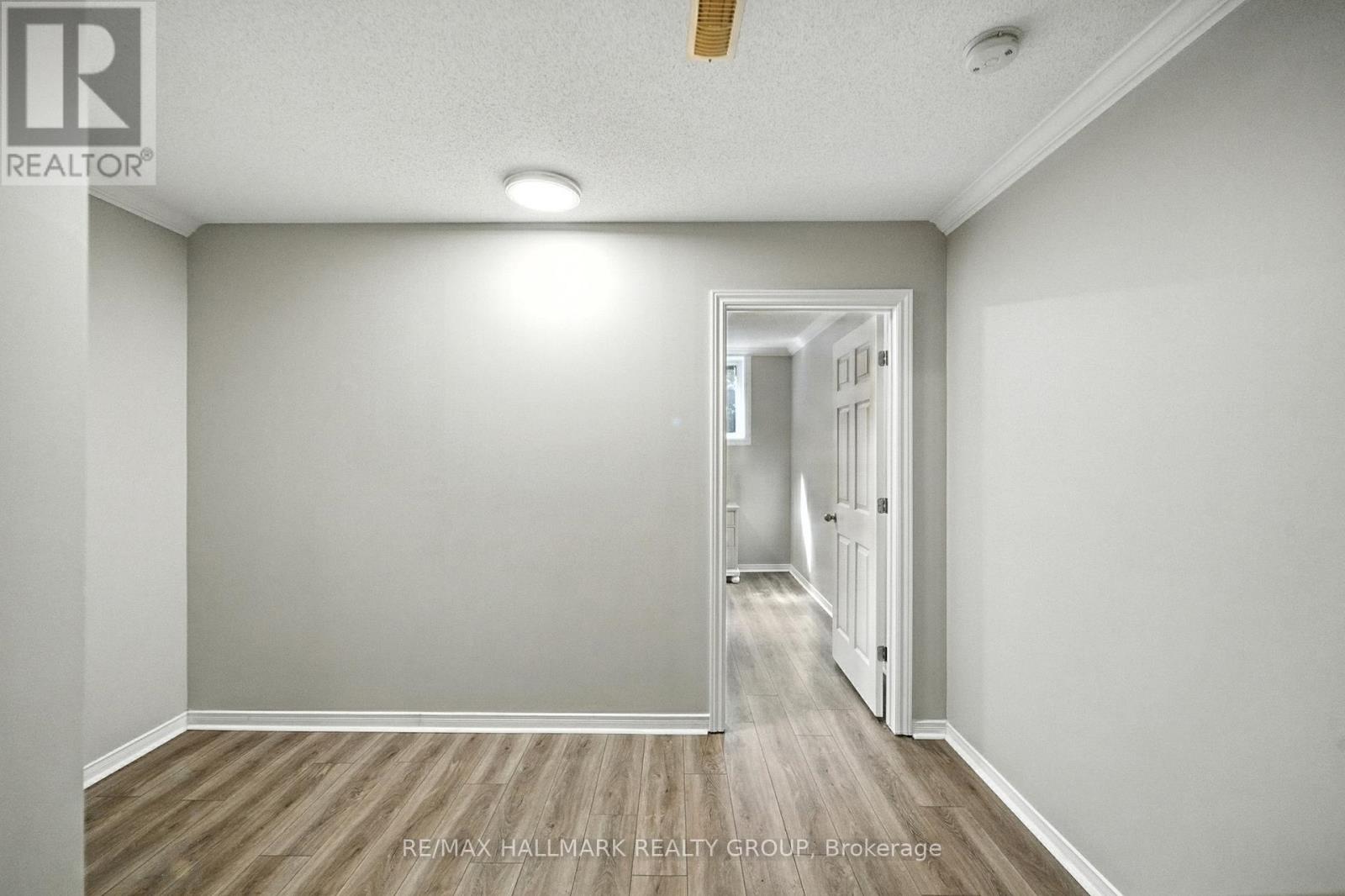 Photo 15 of 6272 Sablewood Place, Ottawa ON