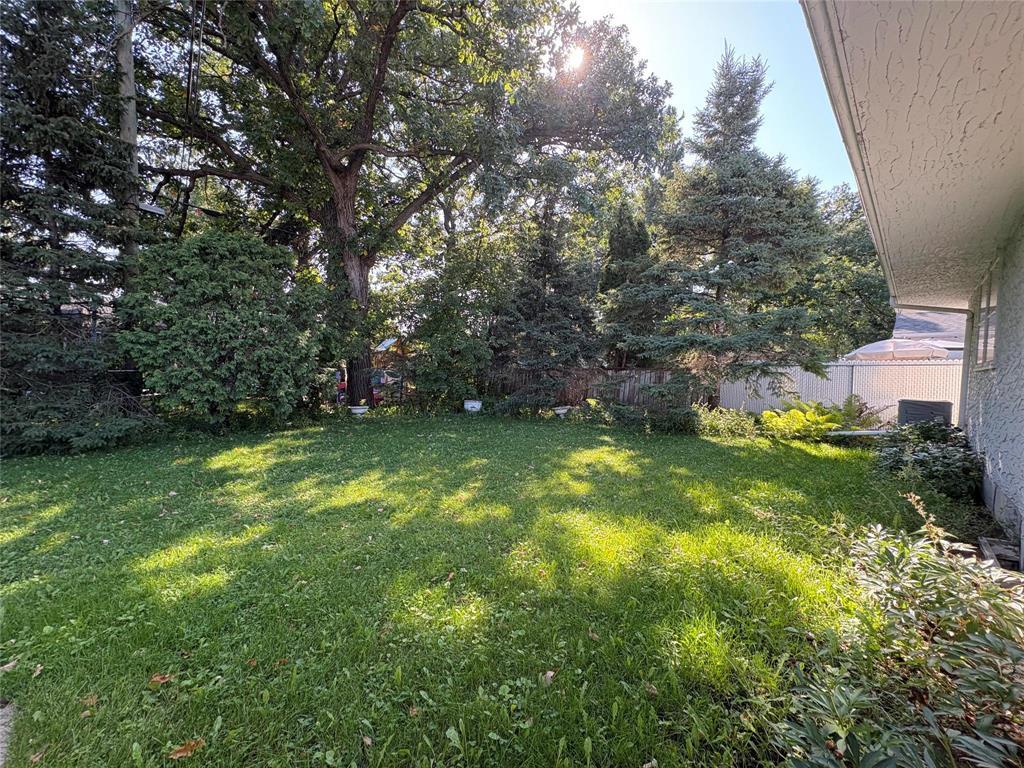 Photo 7 of 190 Palliser Avenue, Winnipeg MB