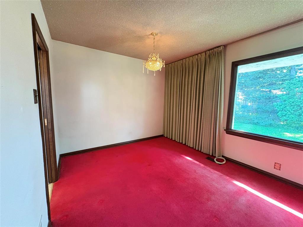 Photo 9 of 190 Palliser Avenue, Winnipeg MB