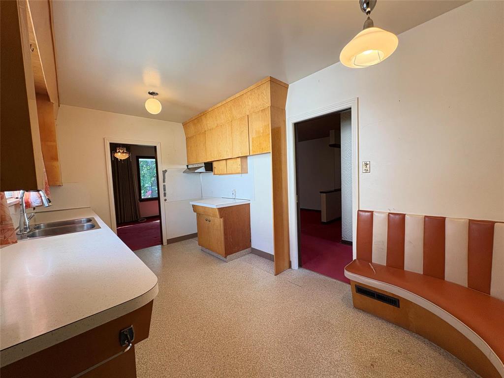 Photo 8 of 190 Palliser Avenue, Winnipeg MB