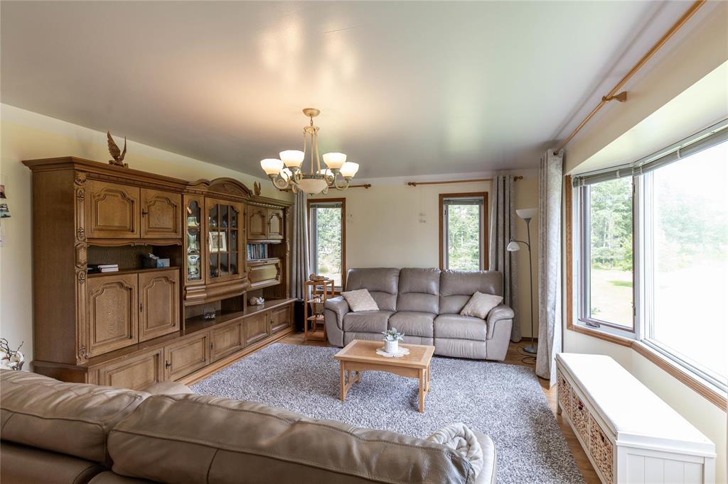 Photo 14 of 74 Harmony Drive, Mitchell MB