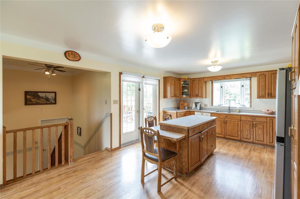 Photo 10 of 74 Harmony Drive, Mitchell MB