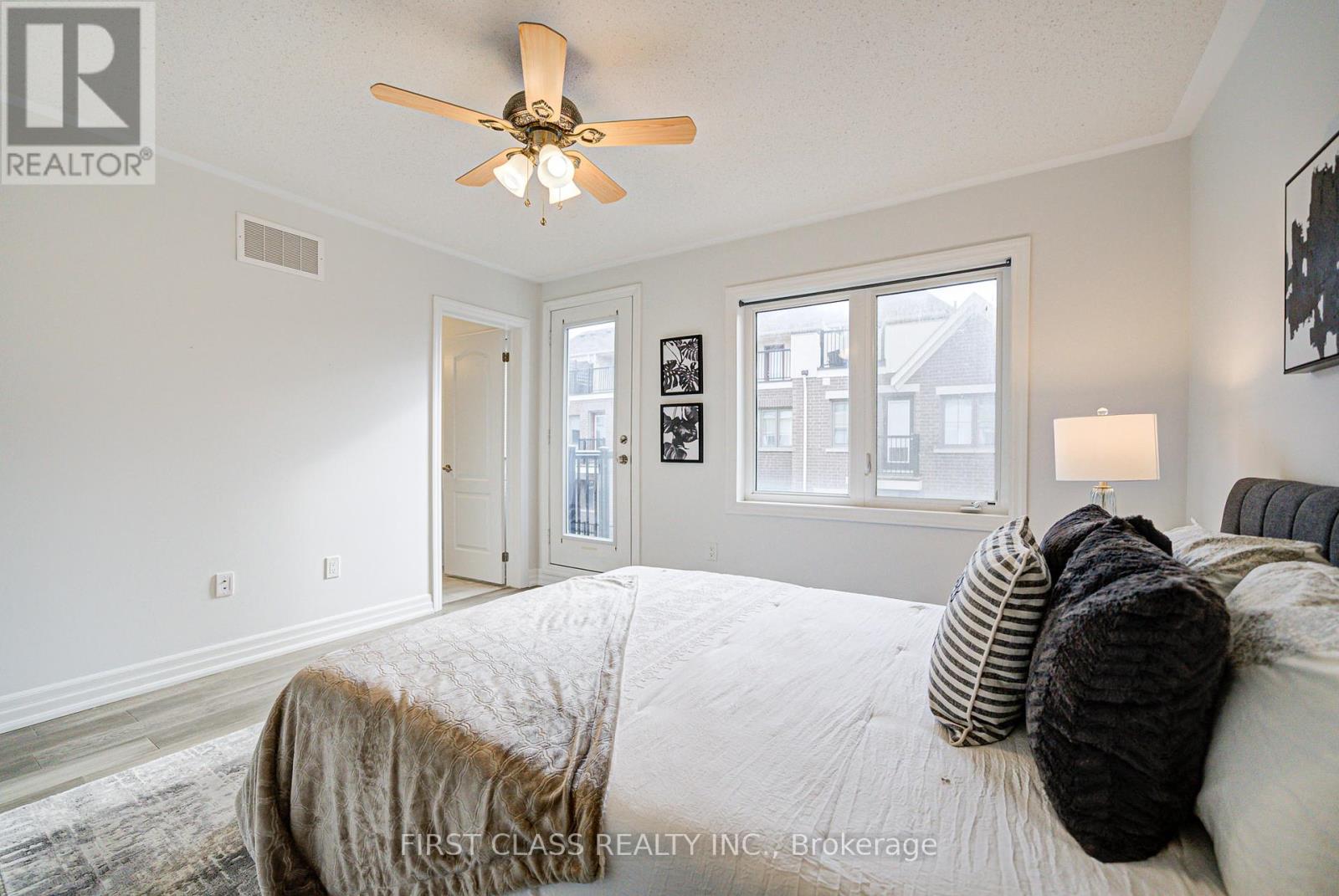 Photo 25 of 15 Thomas Swanson Street, Markham ON