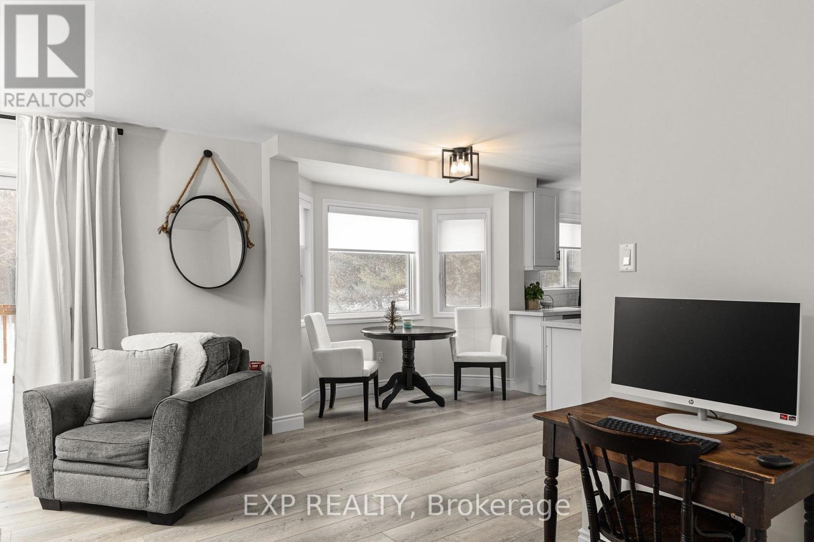 Photo 11 of 16245 7th Concession Road, King ON