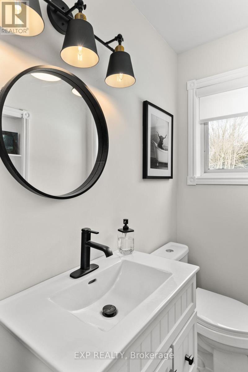Photo 17 of 16245 7th Concession Road, King ON