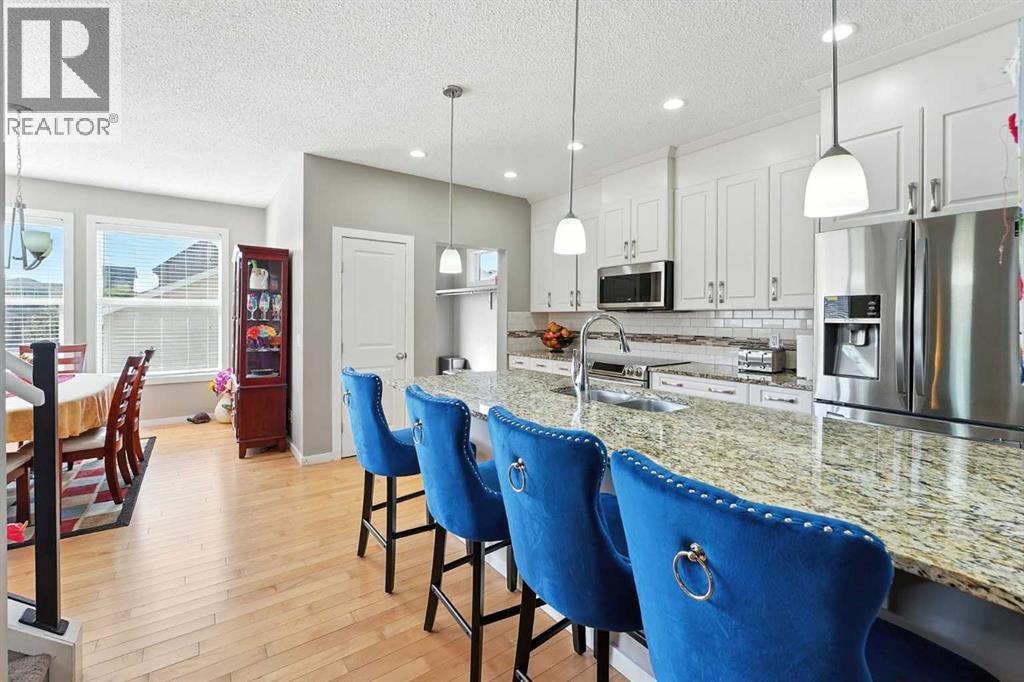Photo 18 of 220 Legacy Crescent Se, Calgary AB