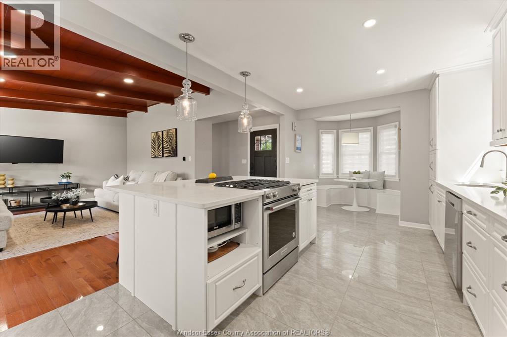 Photo 22 of 3579 Church Street, Windsor ON