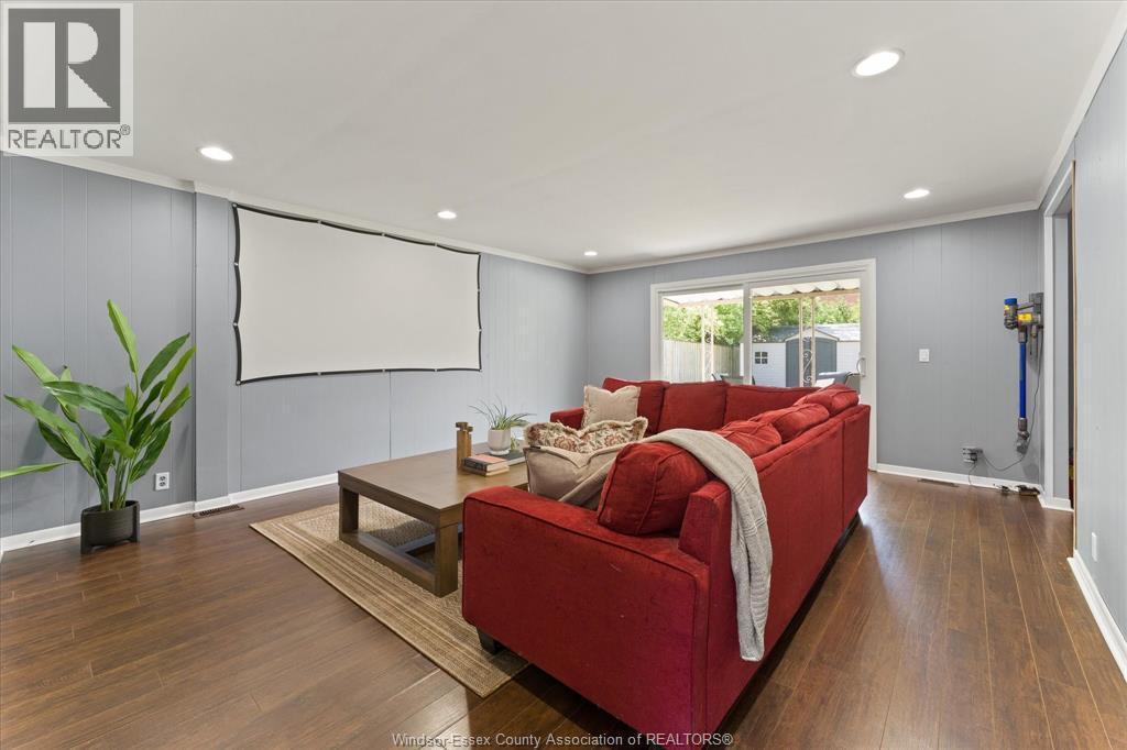 Photo 31 of 3579 Church Street, Windsor ON