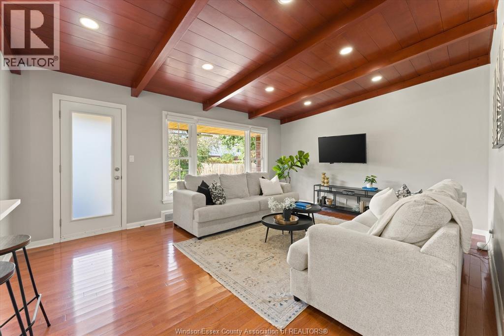 Photo 11 of 3579 Church Street, Windsor ON
