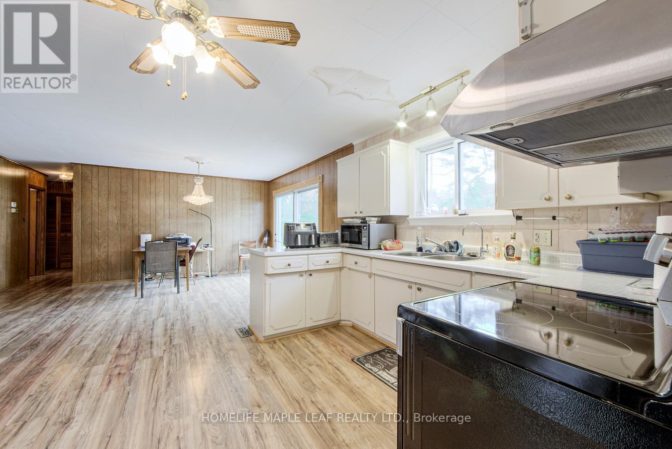Photo 4 of 6168 County Road 9, Clearview ON